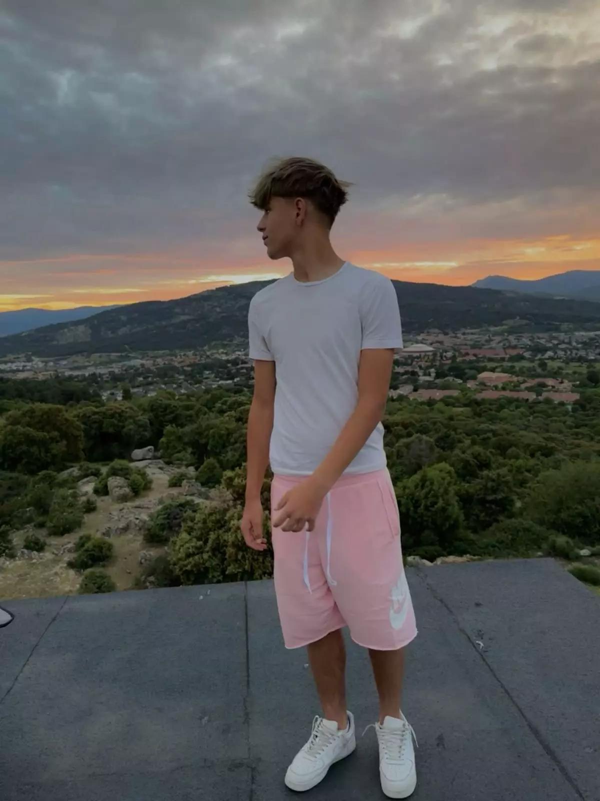 Alec thumbnail