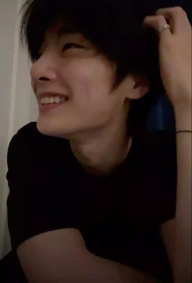 Jeongin thumbnail