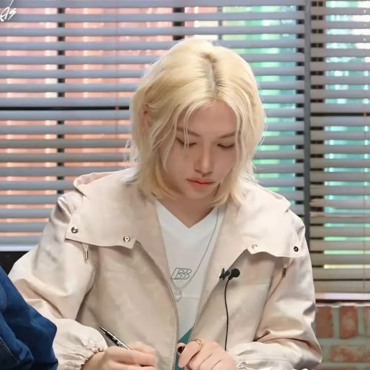 Lee Felix | Hyunlix thumbnail
