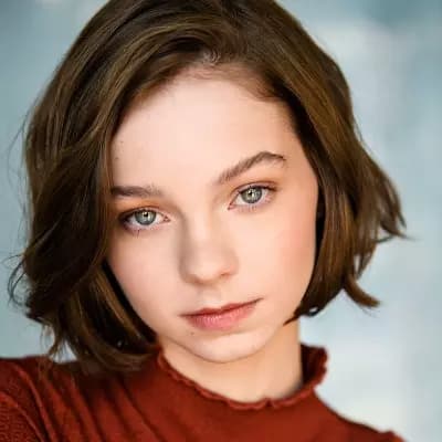 Emma Myers thumbnail