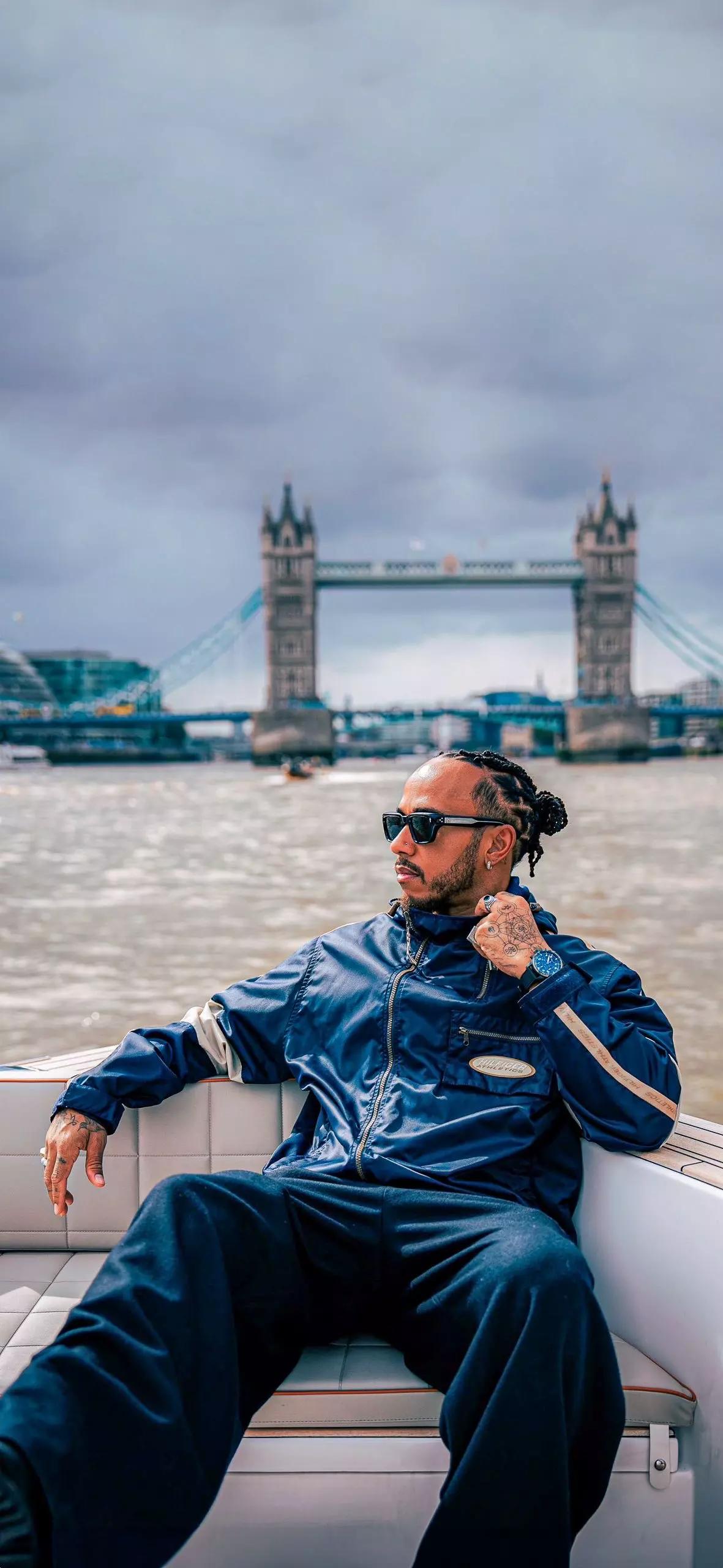 Lewis Hamilton (Amilton) thumbnail