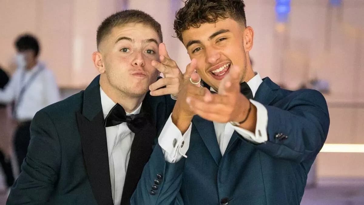 Michou et Inoxtag thumbnail