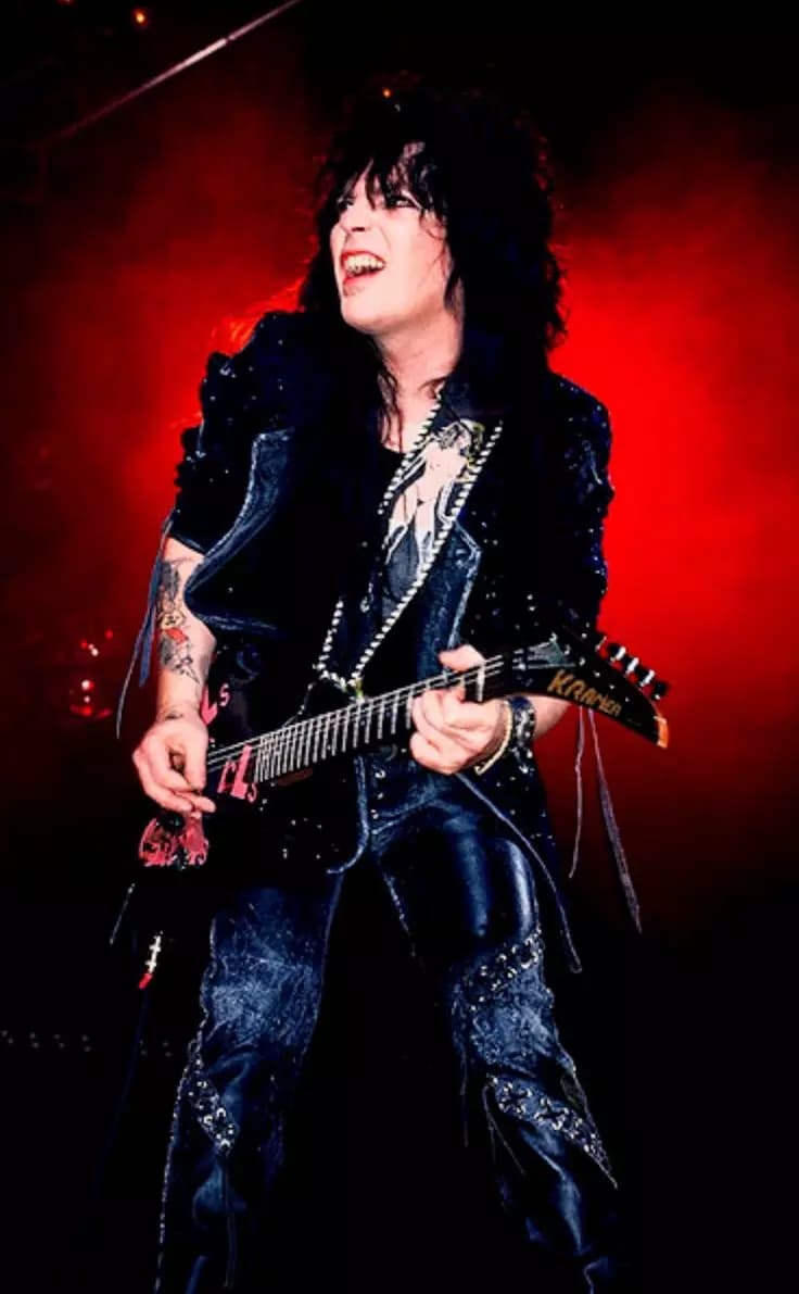 Mick Mars thumbnail