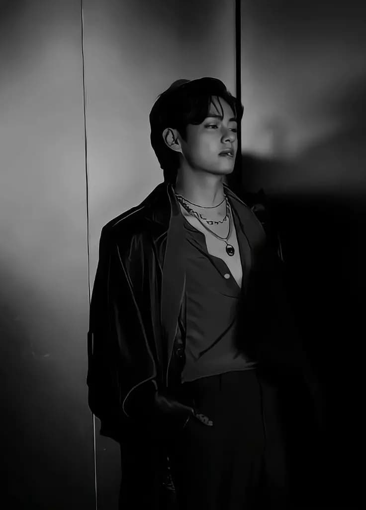 Kim Taehyung  thumbnail
