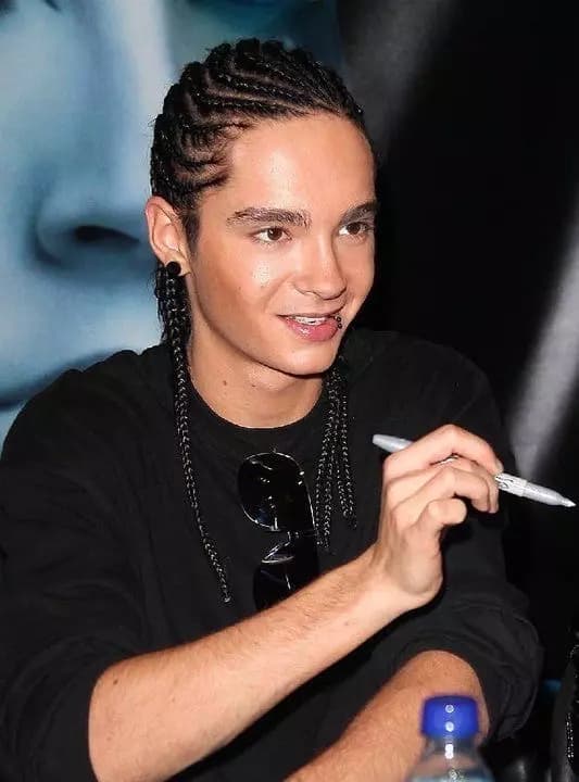 Tom kaulitz thumbnail
