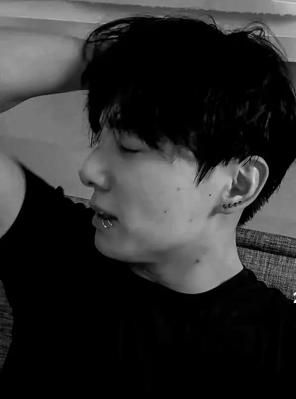 Jeon jungkook thumbnail