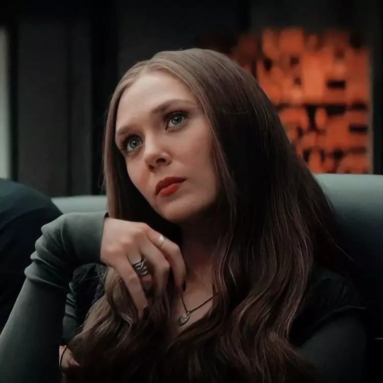 Wanda Maximoff thumbnail