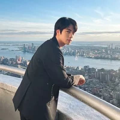 kim seokjin thumbnail