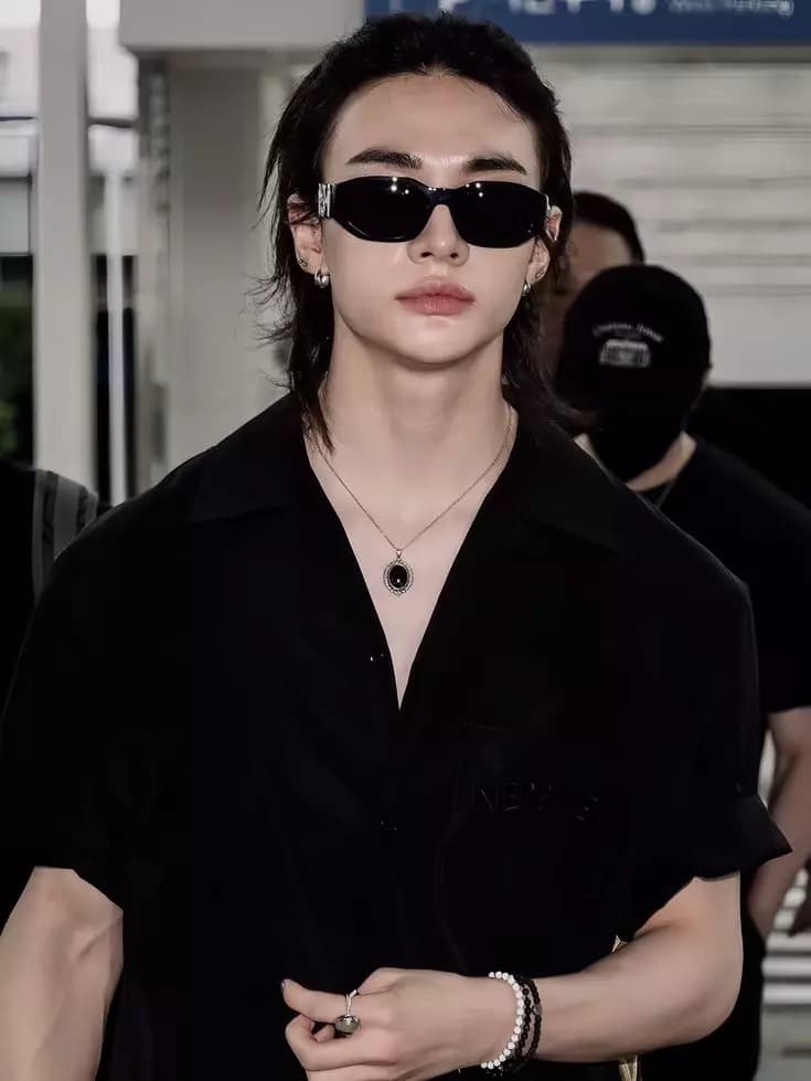 Hyunjin  thumbnail