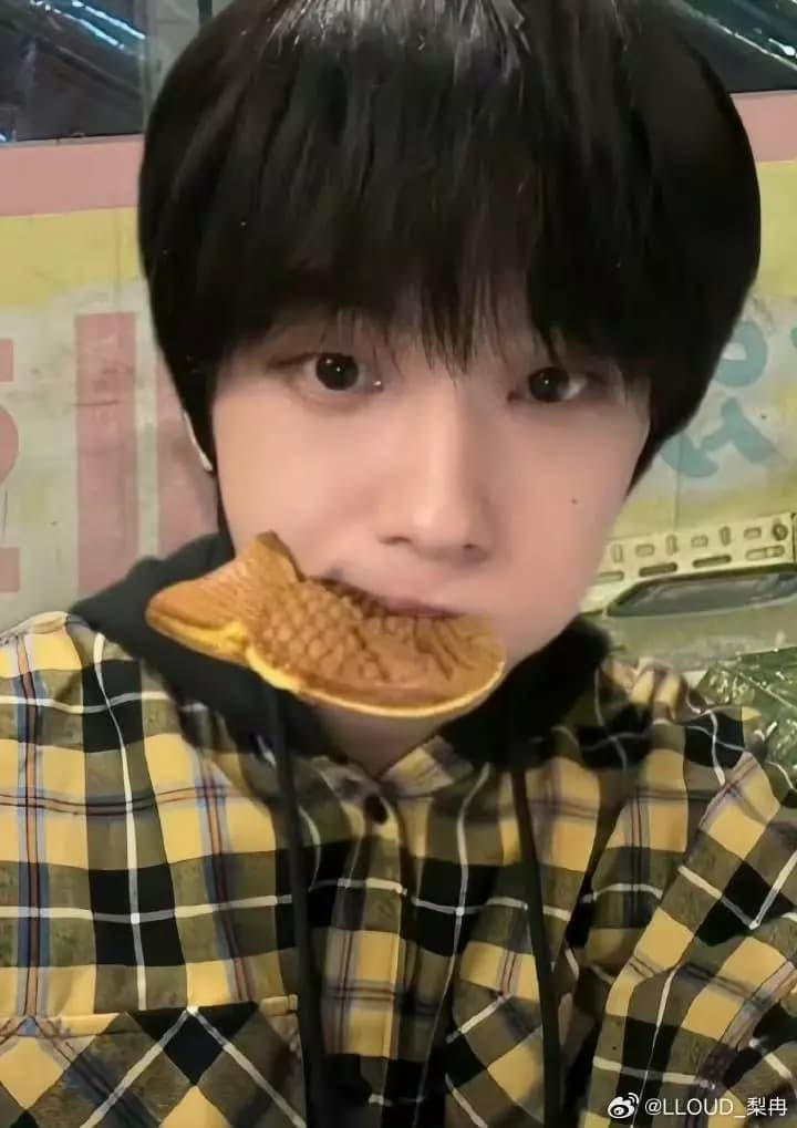 ~Jisung~ thumbnail