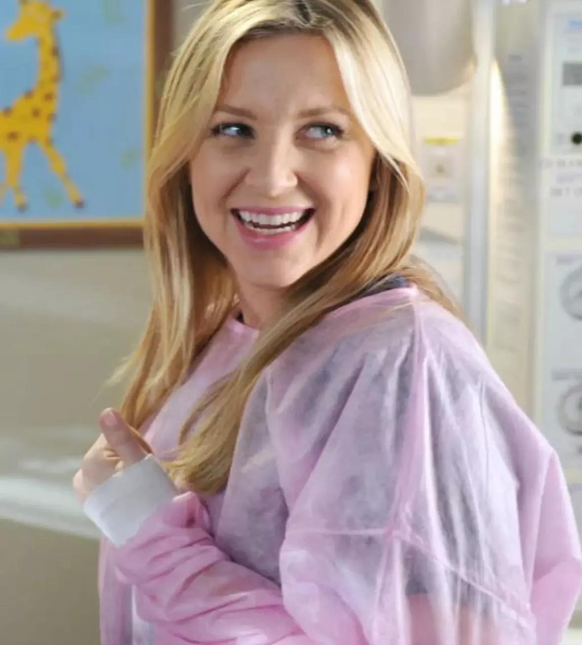 Arizona Robbins  thumbnail