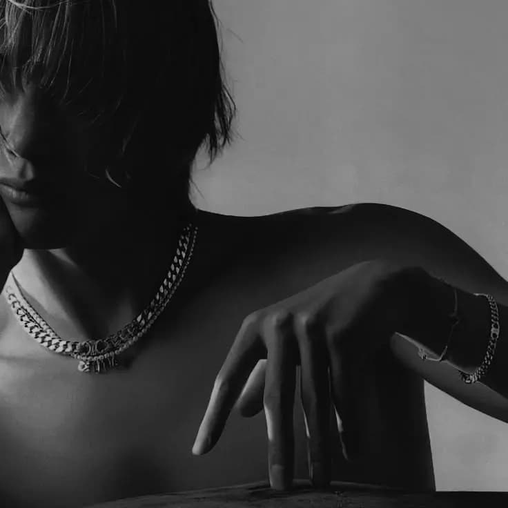 Kim Taehyung thumbnail