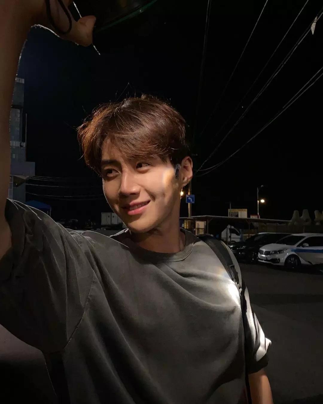 kim seon ho thumbnail