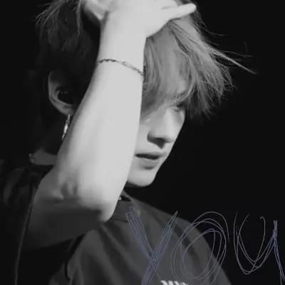 Lee Know thumbnail