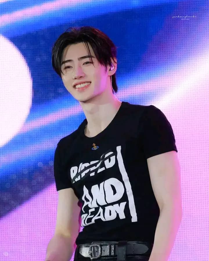 Sunghoon  thumbnail