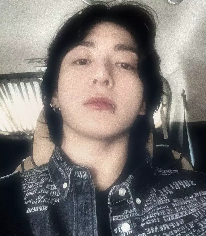 Jeon jungkook thumbnail