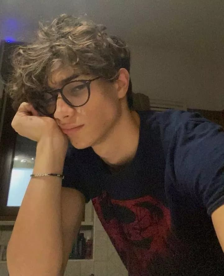 Simon thumbnail