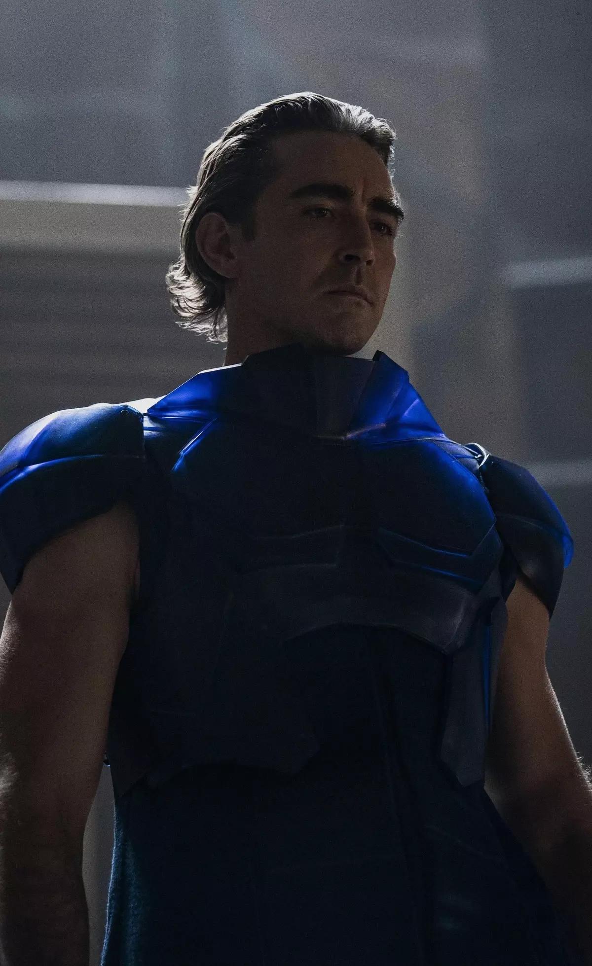 Cleon XVII Lee Pace Emperor Galactic Empire thumbnail