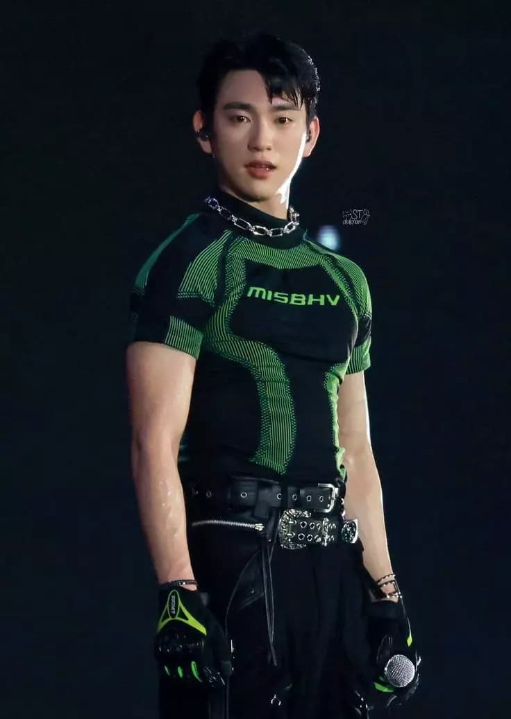 Jinyoung (Got7) thumbnail