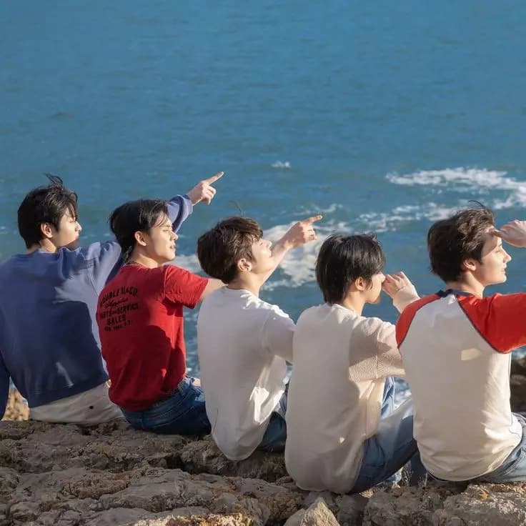 Txt's close friend. thumbnail