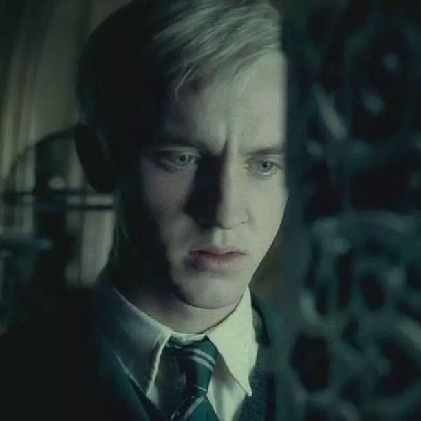 Draco Malfoy thumbnail
