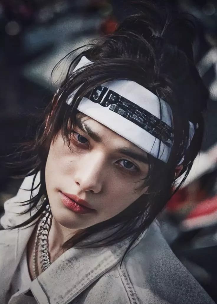 Hyunjin thumbnail