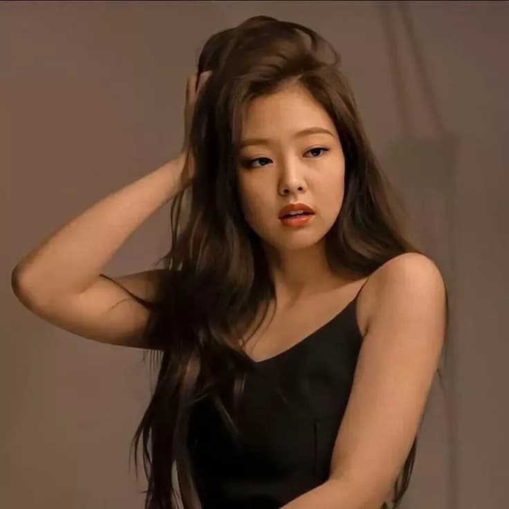 Jennie thumbnail