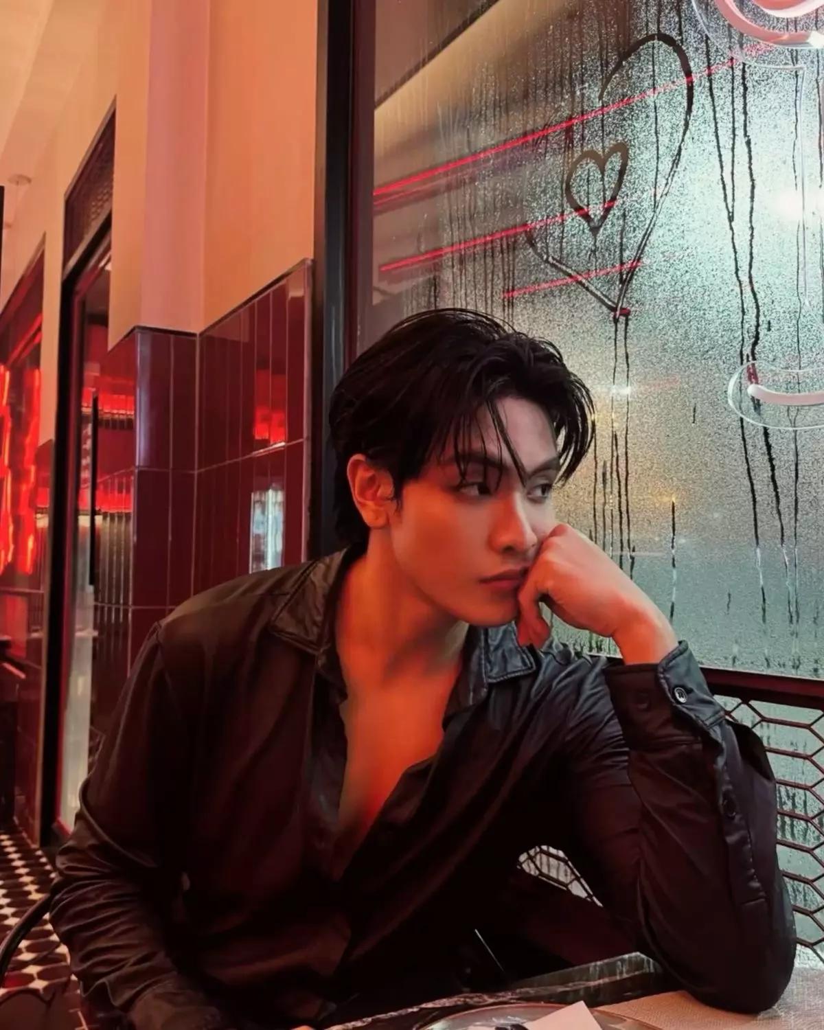 Joong Archen thumbnail