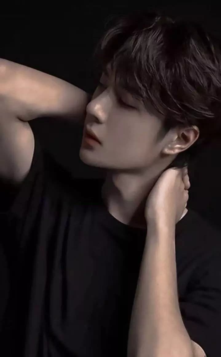 Wang Yibo thumbnail