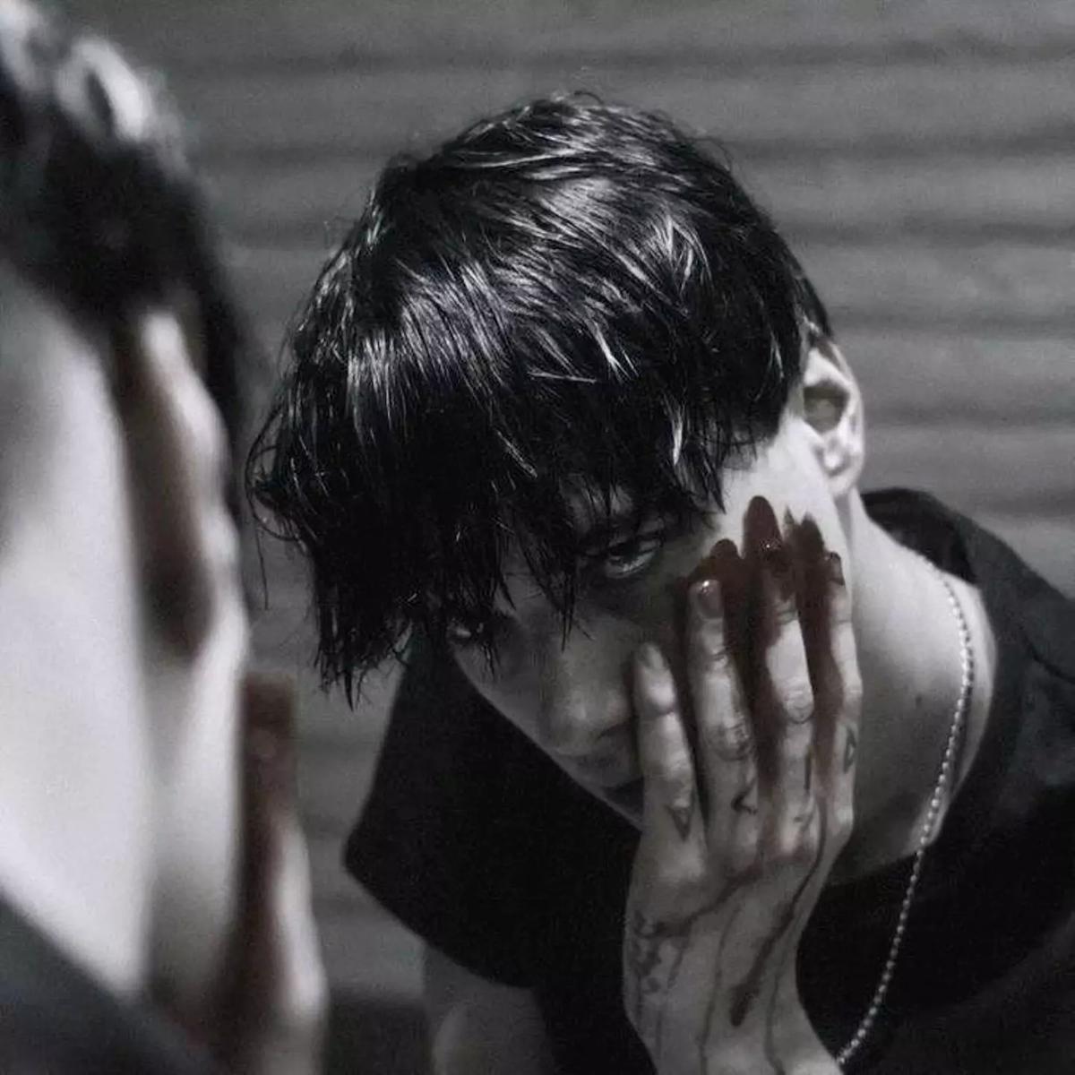 Mark \[handcuffed with serial killer\] thumbnail