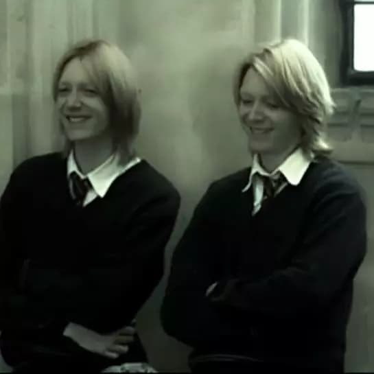 Weasley Cufflinks thumbnail