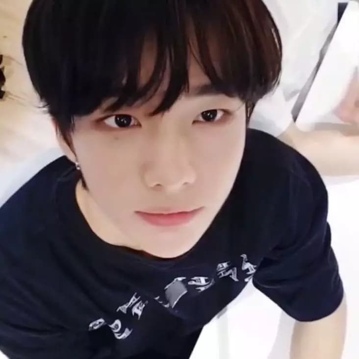 Hyungin | 👑 thumbnail