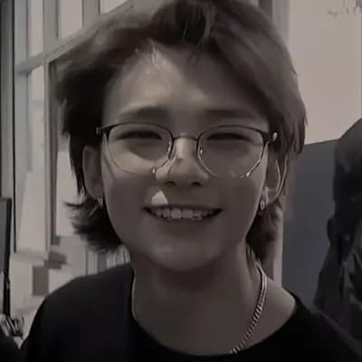 Hwang Hyunjin (Хван Хёнджин) thumbnail