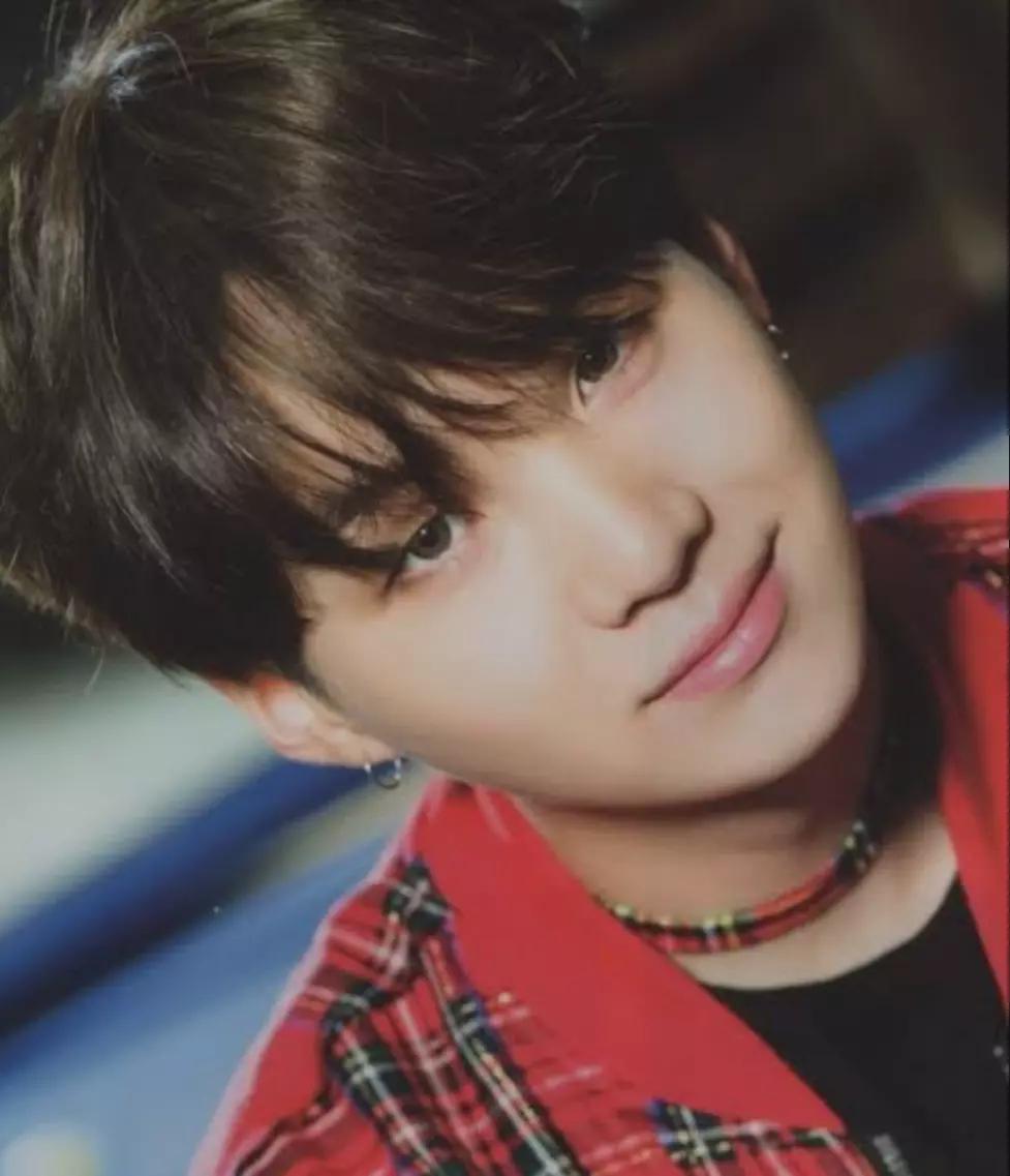 SUGA thumbnail