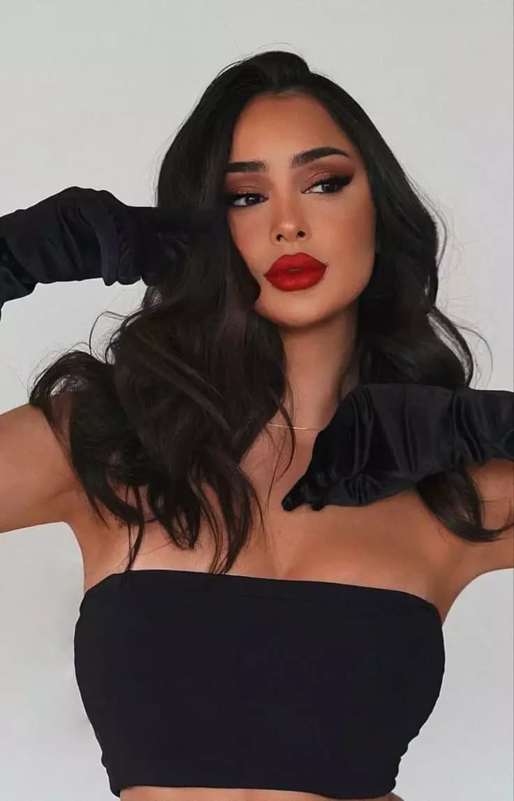 Angelina  thumbnail