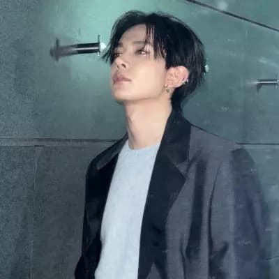 Lee Heeseung thumbnail