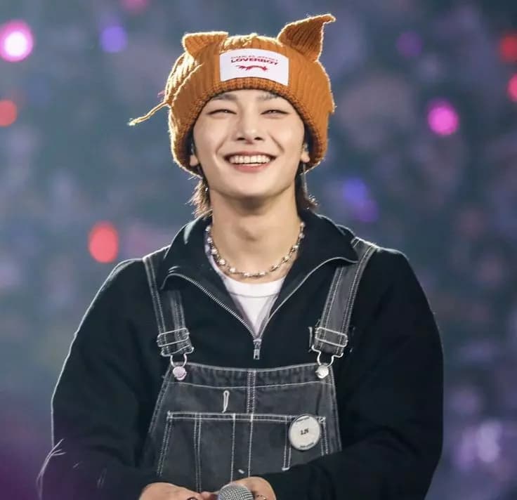Yang Jeongin  thumbnail