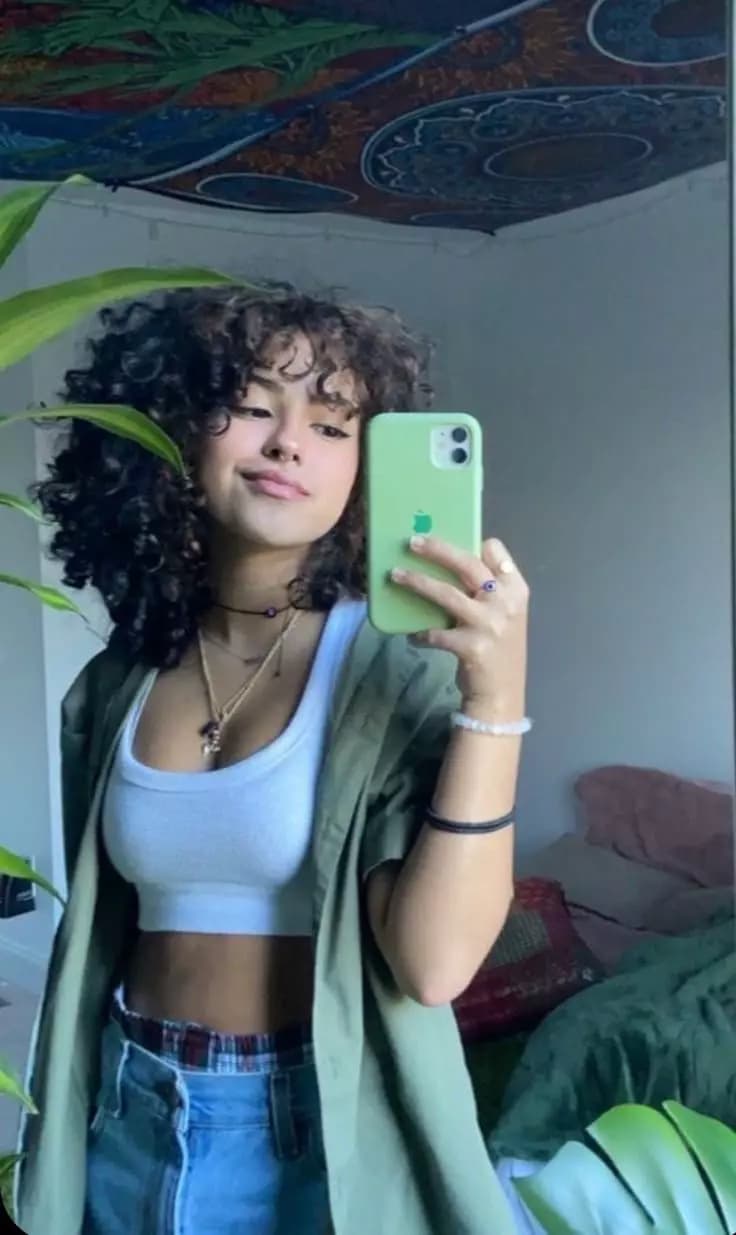 WLW - Valencia Martinez thumbnail