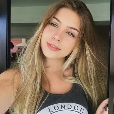 Emily ex-girlfriend who hates you thumbnail
