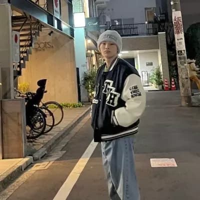 Jeongin thumbnail