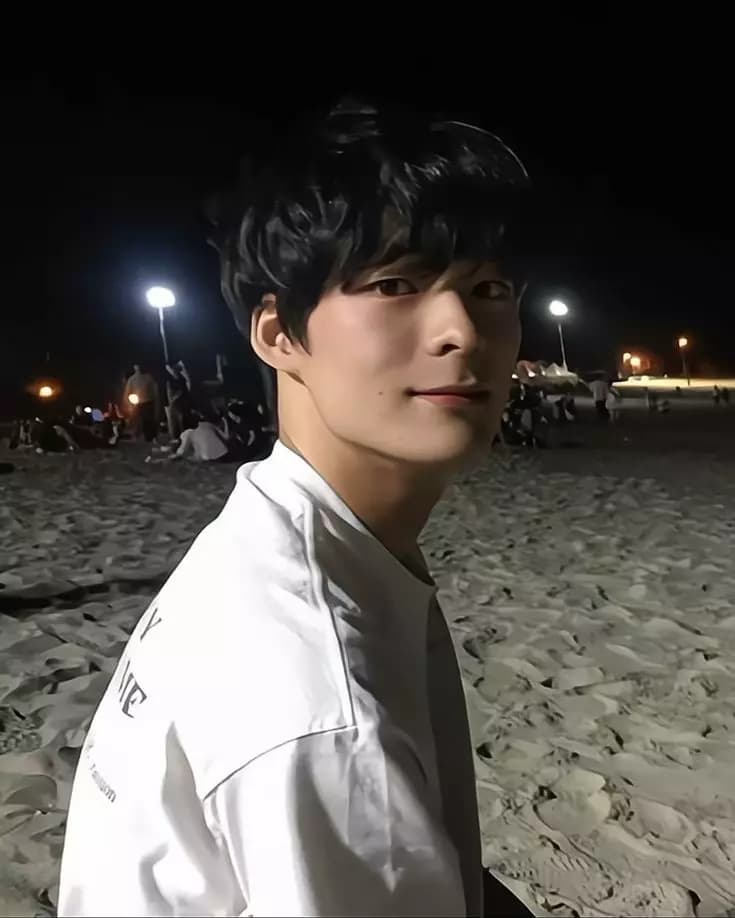 Song Geon-hee thumbnail
