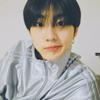 Jungwon  thumbnail