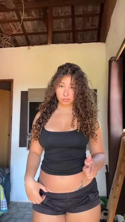 Nicolly Scobar thumbnail