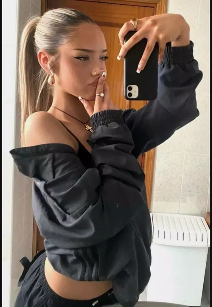 Elisa thumbnail
