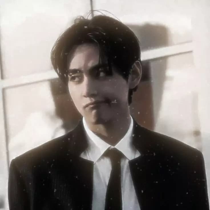 Kim taehyung  thumbnail