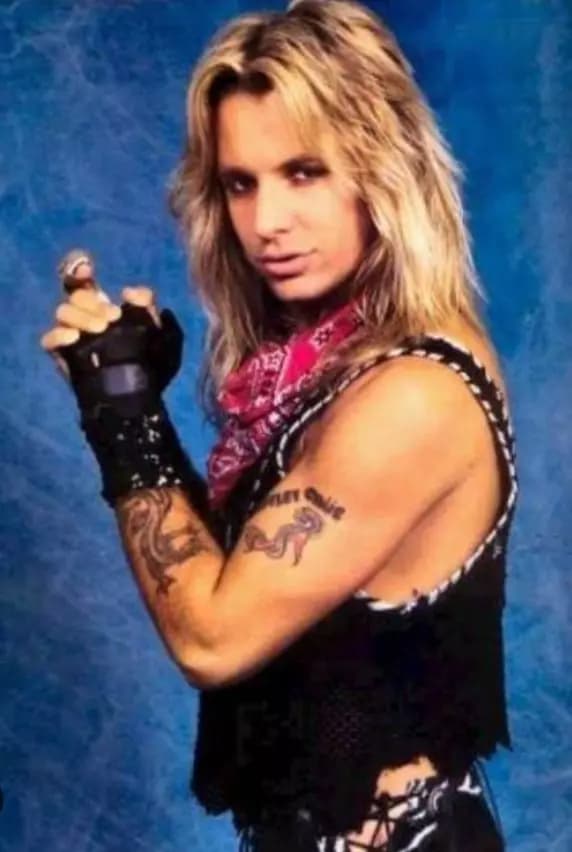 Vince Neil thumbnail