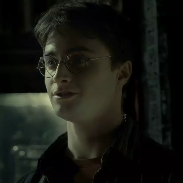 Harry Potter  thumbnail