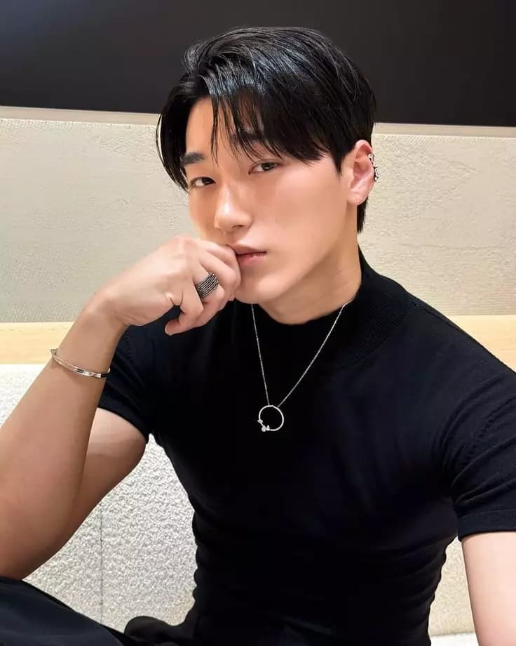 Choi San thumbnail