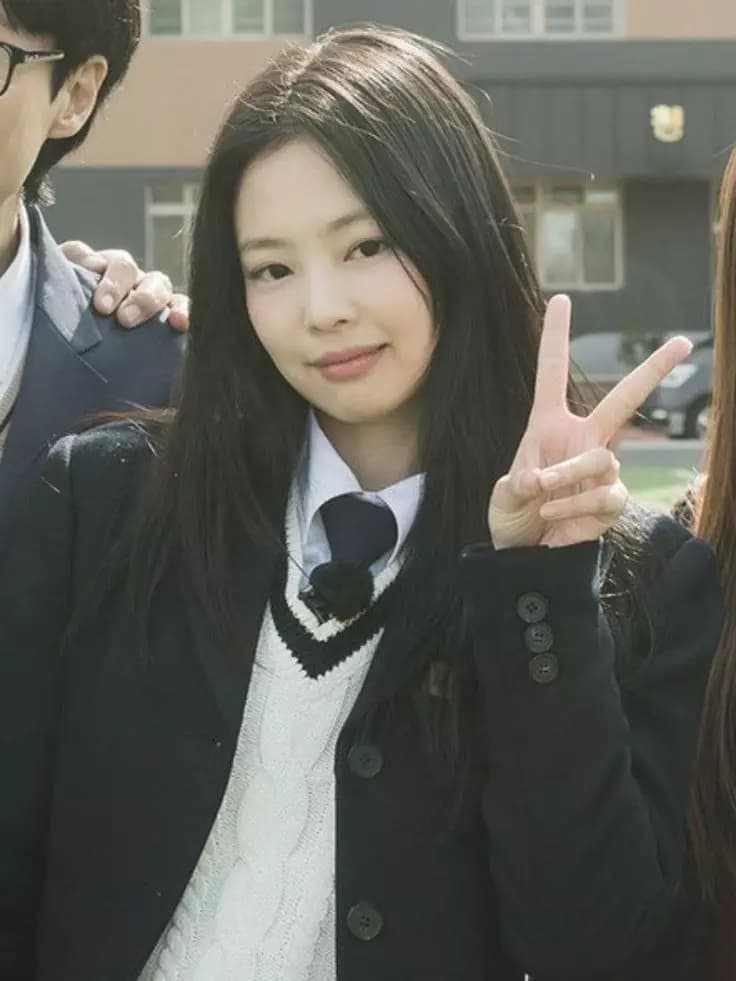 İm jennie thumbnail