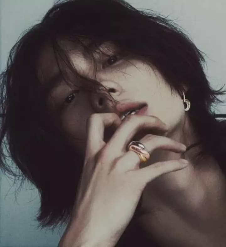 Hyunjin thumbnail